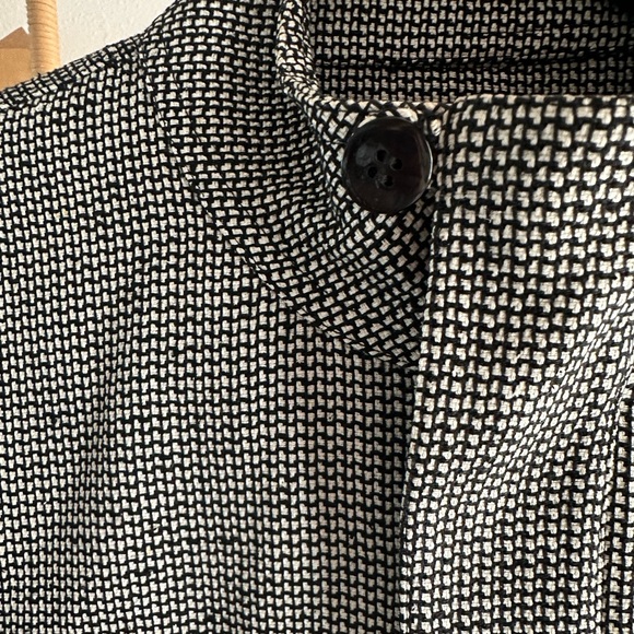 Doncaster 100% Silk Jacket - Picture 4 of 5